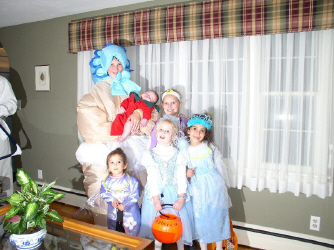 ben_chili_neighbors.jpg (99999 bytes)