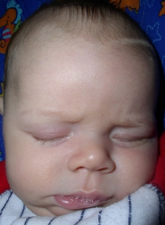ryan_sleep_bubbles_face.JPG (131473 bytes)